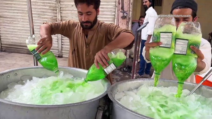 PAKOLA MILK SHAKE - Ice Pakola Juice. Refreshing Street Drink Pakola Doodh Soda. Karachi Street Food