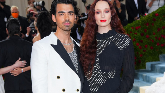 Joe Jonas and Sophie Turner are trying to keep things 'positive' amid their divorce