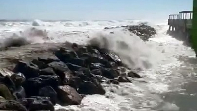 Unbelievable Big Waves Sweeping Everything in Sight! #extremeweather #caughtoncamera