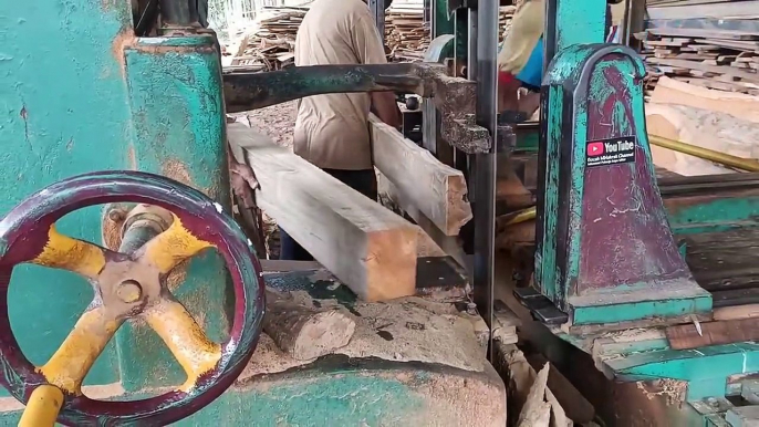 The Process of Sawing The Best Quality Super Dry Teak Wood for Mosque frames