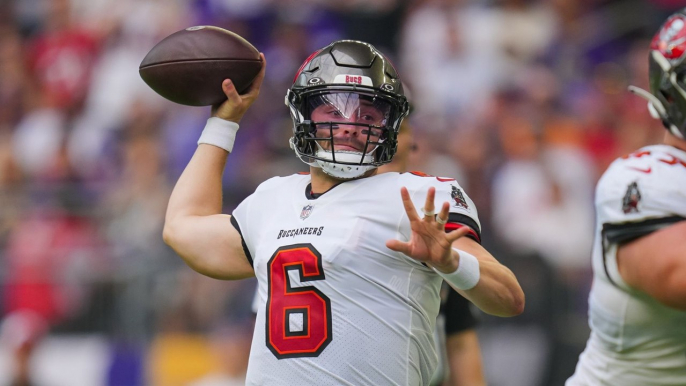 Tampa Bay Buccaneers Dominate Chicago Bears in Week Two