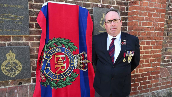 Plaque unveiling and parade for D-Day veterans in Portsmouth