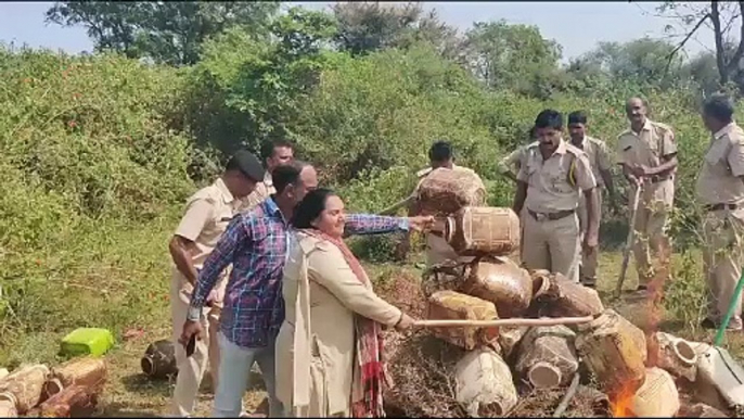 10 thousand liters of wash destroyed, 120 liters of adulterated liquor recovered