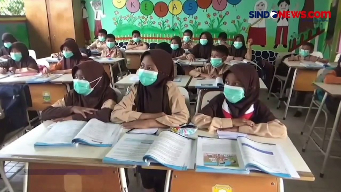 Jambi Diselimuti Kabut Asap, Sekolah Siapkan Masker untuk Siswa