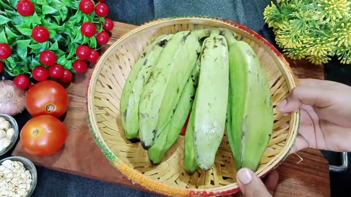 पूरे YouTube पर पहली बार बनाएं कच्चे केले से पनीर और पनीर की सब्जी _ Raw banana  new Paneer recipe