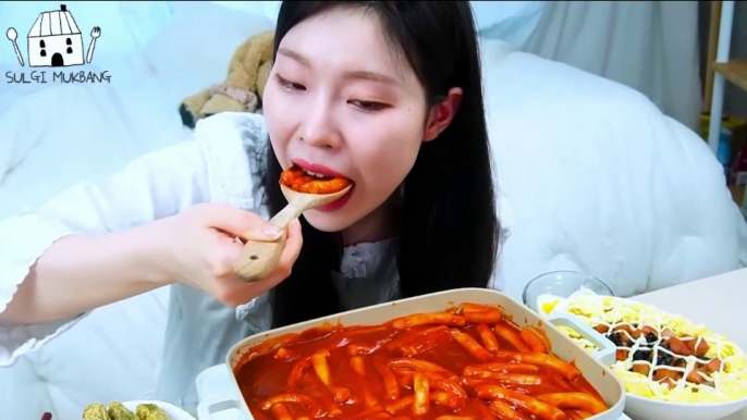 ASMR MUKBANG| Shinjeon Cheese Tteokbokki, Deep-Fried Squid, Spam Mayonnaise Rice.