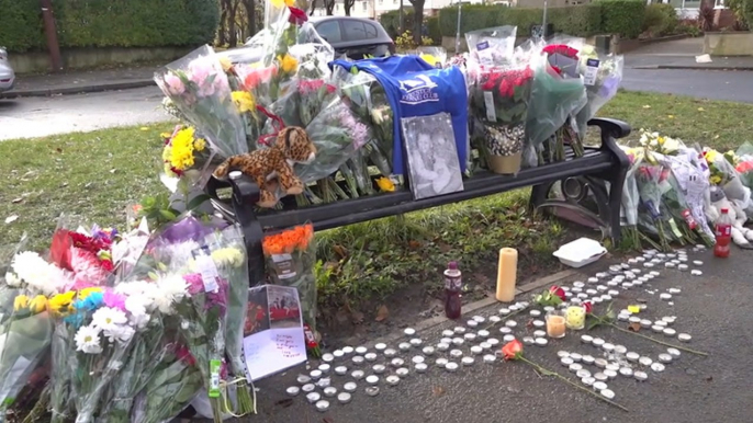 Alfie Lewis: Floral tributes laid in honour of stabbed Leeds schoolboy