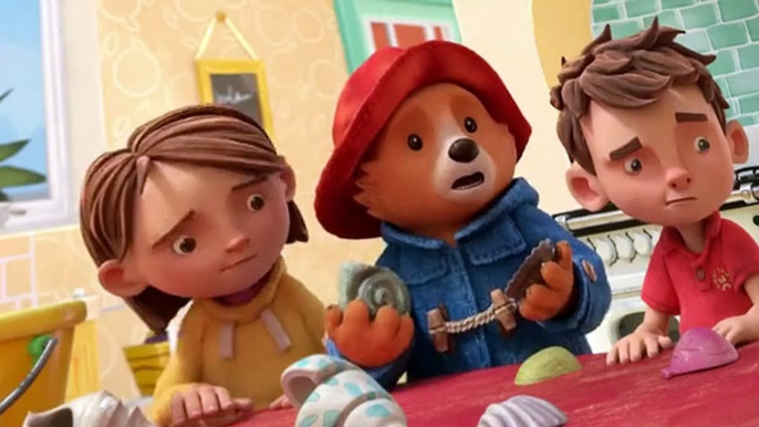 The Adventures of Paddington Bear (2019) The Adventures of Paddington Bear S02 E012 Paddington’s Beach Stowaway