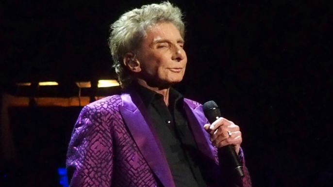 Barry Manilow explains reason why he didn't come out as gay until he turned 72