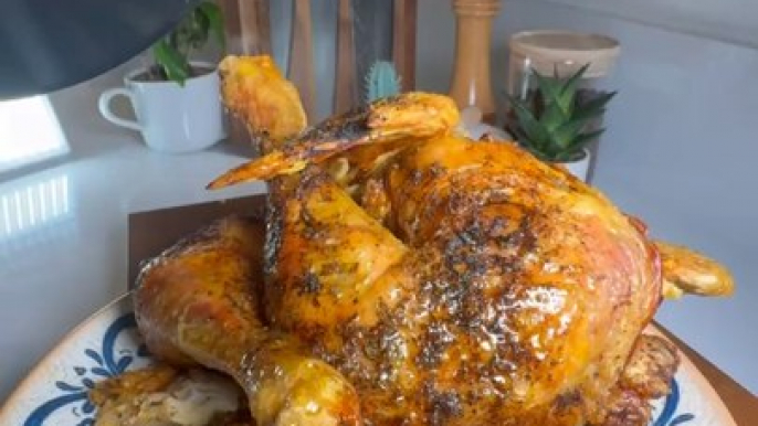 CHAPON RÔTI EN CRAPODINE  #chapon #volaille #roti #roasted #cuisine #recette #volaille #noel #fete #christmas #recipe #recipes #easyrecipe #jus #sauce #poulet #chicken