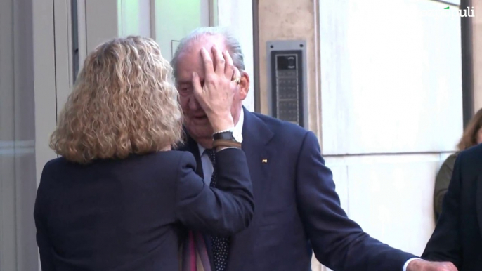 Así ha sido el llamativo gesto de despedida entre Juan Carlos I y la infanta Elena tras el cumpleaños de la hija del Emérito en Madrid