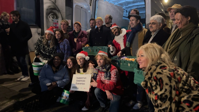 Aisling Bea and Nish Kumar sing Christmas carol songs at Angel Comedy food drive