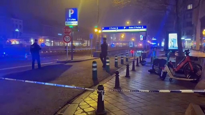 Belgique: Quatre personnes ont été blessées dont une grièvement hier soir lors d'une fusillade survenue sur une grande avenue de Bruxelles, qui pourrait être liée à un règlement de comptes