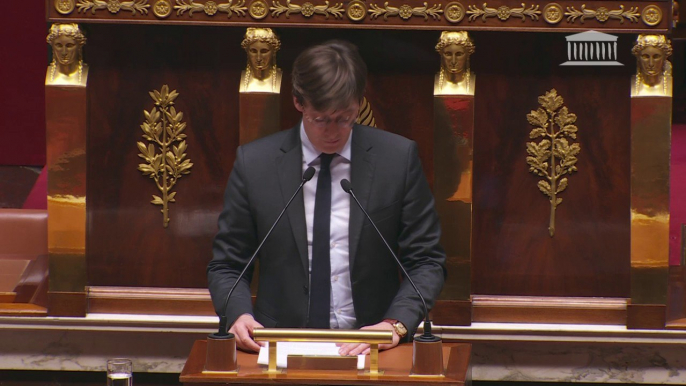 Sacha Houlié, président de la Commission des lois: "L'Assemblée nationale est saisie de ce texte (...) radical, et volontaire"