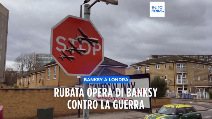 Londra, nuova opera di Banksy contro la guerra a Gaza rubata in meno di un'ora