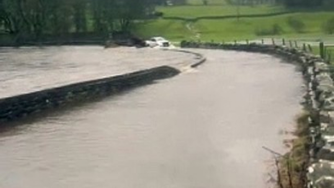 Storm Gerrit -  River Ure floods Brunt Acres Road, Hawes amid weather warning - All credit Bez Beresford