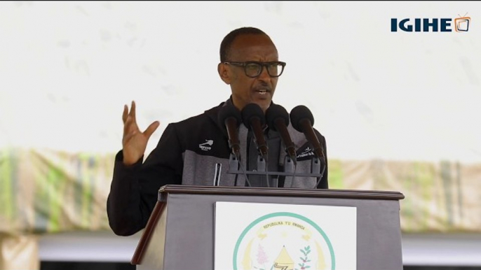 Perezida Paul Kagame yavuze ku  mibereho y'ingagi yise amazina mu myaka 15 ishize