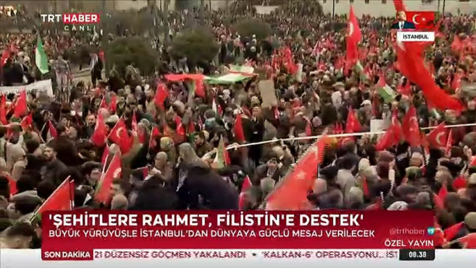 İstanbul'da şehitler ve Filistin için yürüyüş