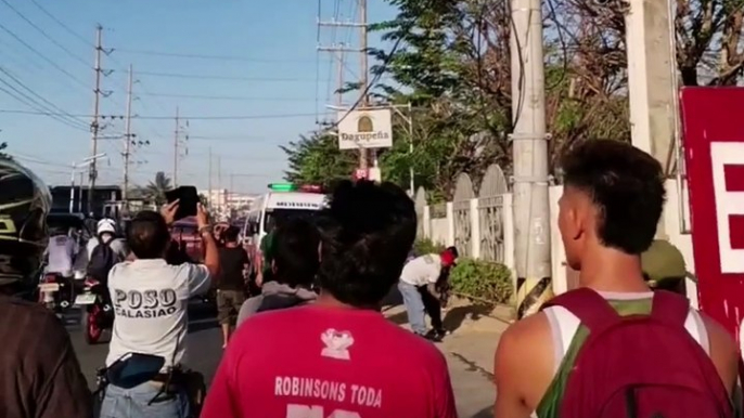 Mga residente, nabulabog sa nakita nila sa poste ng kuryente | GMA Integrated Newsfeed