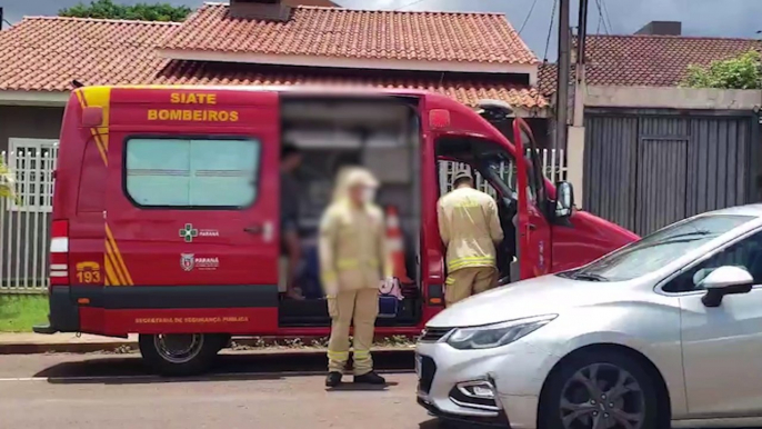 Criança é socorrida pelo Siate após sofrer queda dentro de casa