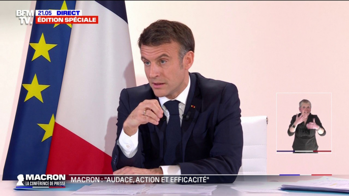 Emmanuel Macron: "On doit libérer du temps médical en enlevant du temps administratif, du temps médical mal utilisé pour nos médecins et débureaucratiser notre santé"