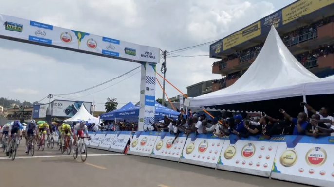 Tour du Rwanda 2024 - La 3e étape au Rwanda avec Jhonatan Restrepo qui rafle tout !