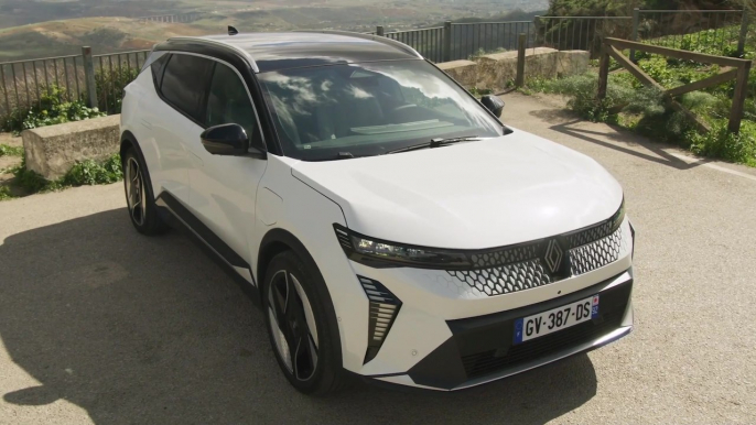 Renault Scenic E-Tech electric Design Preview in Iconic White