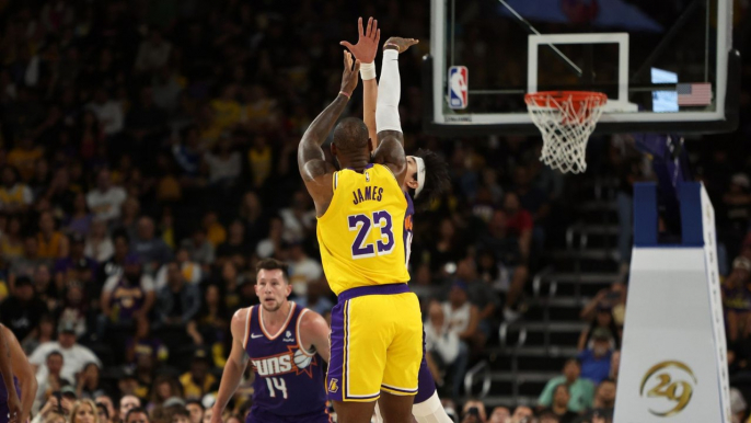 Los Angeles Lakers Secure Victory Over Minnesota Timberwolves
