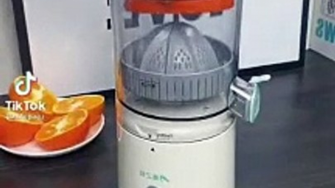 wireless-slow-juicer-orange-lemon-juicer-usb-electric-juicers-fruit-extractor-portable-squeezer-pressure-juicer-for-home - 1