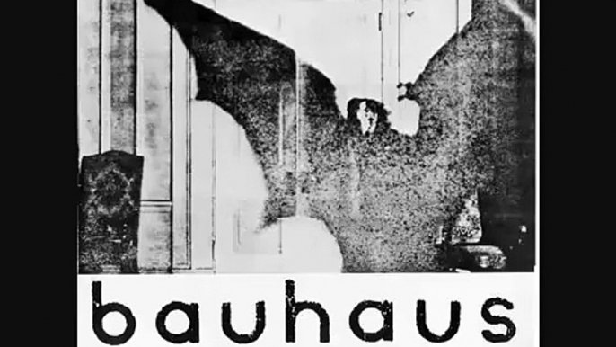 bela lugosis dead de bauhaus