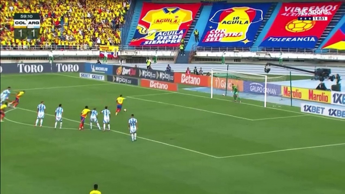 Penal y gol de Colombia