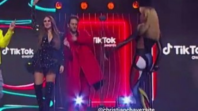 RBD RECIBIENDO SU PREMIO EN LOS TIK TOK AWARDS 2023!