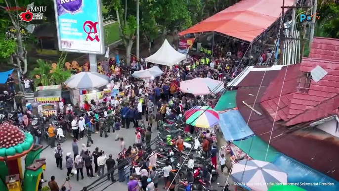 Ngabuburit, Presiden Jokowi Berburu Takjil dan Sapa Warga Jambi