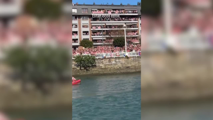 Ander Herrera alucina con la cantidad de aficionados que ha recibido a la Gabarra