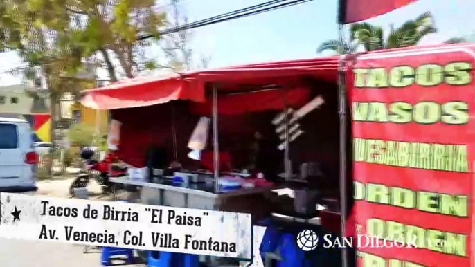 "Una Mordida Tacos Tijuana": Tacos de Birria "El Paisa"