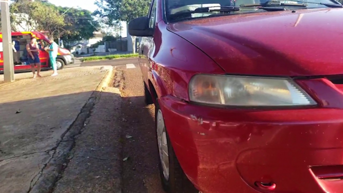 Piloto de patinete tem lesão na cabeça após colisão na Avenida Rocha Pombo