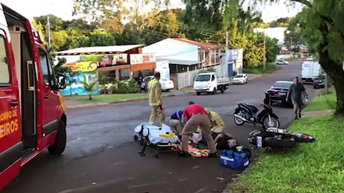 Jovem tem gravíssima lesão no pé após colisão no Parque São Paulo