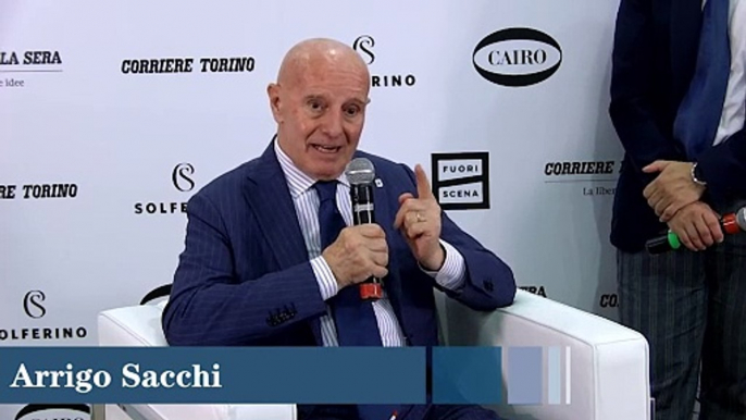 Salone del libro, Arrigo Sacchi il Realista Visionario: «Più dei piedi è sempre contata la testa. Prendete Ancelotti…»