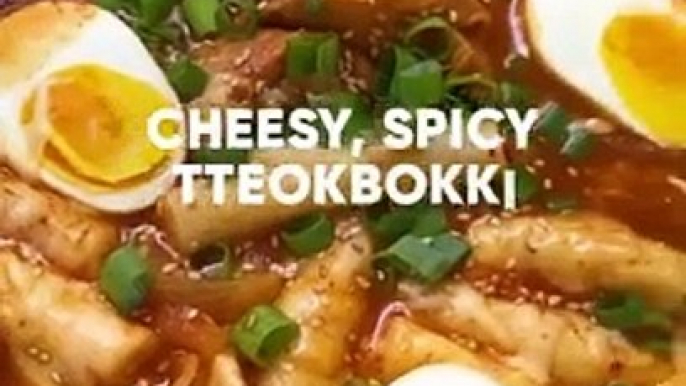 This cheesy, spicy Tteokbokki is a game-changer for comfort food lovers!