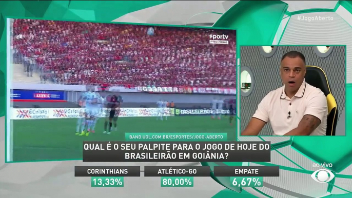 Denílson defende Carlos Miguel de protestos da torcida do Corinthians e culpa diretoria