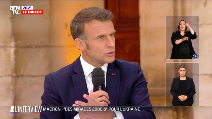 Envoi d'instructeurs français en Ukraine: "Pas un facteur d'escalade en soi", pour Emmanuel Macron