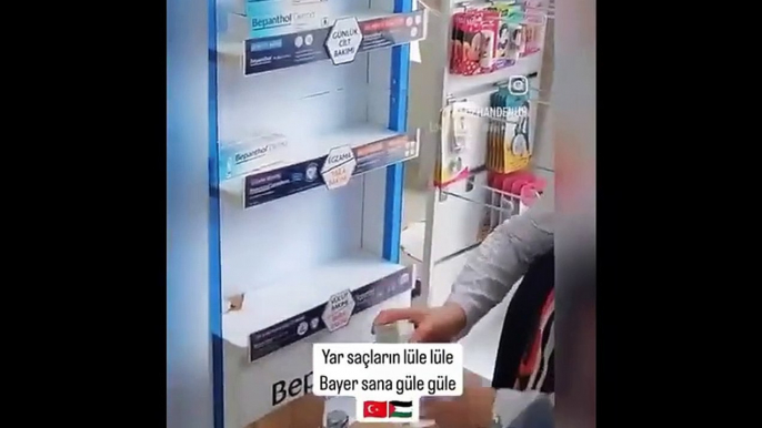 Eczacı, İsrail'i destekleyen Bayer'in ilaçlarını çöpe attı: "Yar  saçların lüle lüle, Bayer sana güle güle"