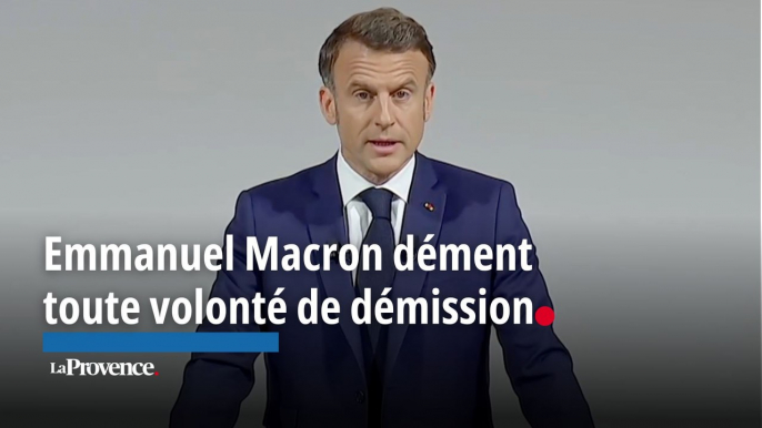 Emmanuel Macron dément toute volonté de démission