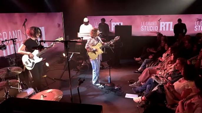 Emma Peters - Billie Bossa Nova (Live) - Le Grand Studio RTL