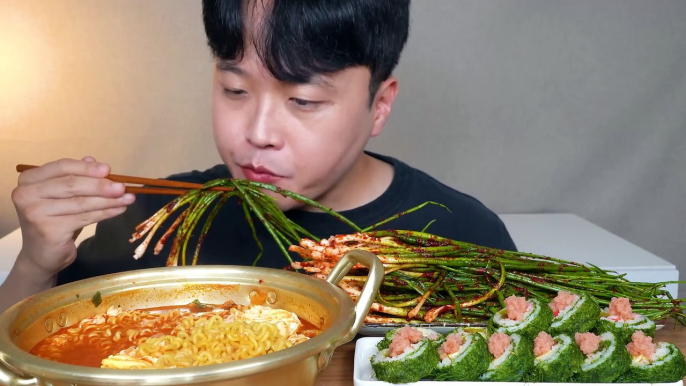 ASMR MUKBANG | Ramen  Gimbap  Green Onion Kimchi ASMR MUKBANG EATING SHOW