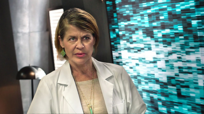 Time Traveler | Linda Hamilton (Terminator) | Film Complet en Français | Science-Fiction