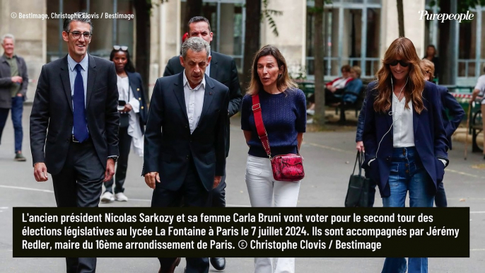 Carla Bruni Sarkozy, crinière au naturel et soudée avec Nicolas Sarkozy après avoir brillé en solo