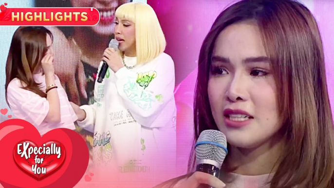 Showtime hosts, napatayo dahil sa opinyon ni Jackie | EXpecially For You