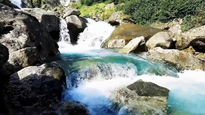 8k beautiful Fountain relaxation film with beautiful waterfall & natural water sound