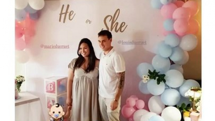 Dont ils ont dévoilé des images dans des stories Instagram. Ils étaient en compagnie de leur fille Victoire, 1 an et de Pancake, leur chienLa gender reveal organisée par les futurs parents Louis et Marie Ducruet